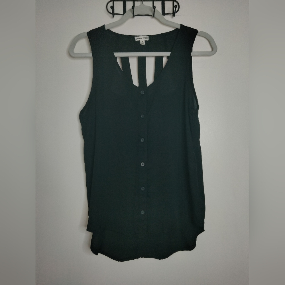 Zenana Styles (Size M) Black Button Down Front Sleeveless Cutout Back Hi-Lo Top